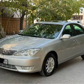 Toyota Camry 2005