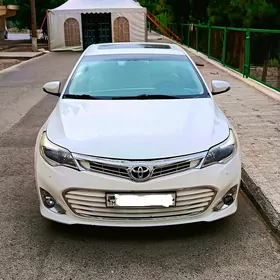 Toyota Avalon 2013