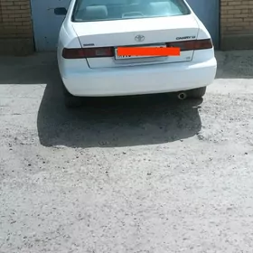 Toyota Camry 1997