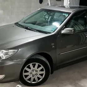 Toyota Camry 2004