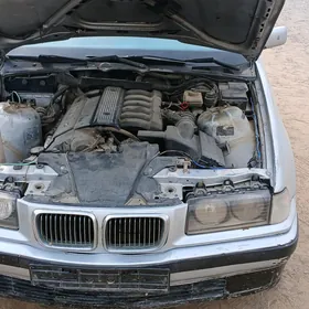 BMW E36 325 2.5 MOTOR