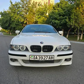 BMW E39 2000