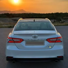 Toyota Camry 2020