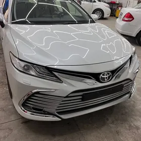 Toyota Camry 2022