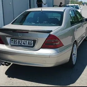 Mercedes-Benz C320 2001