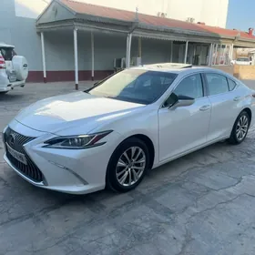 Lexus ES 350 2019