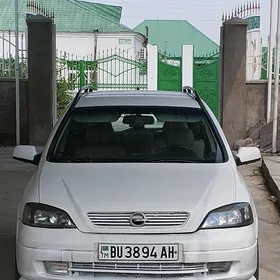 Opel Astra 2004