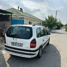 Opel Zafira 2002