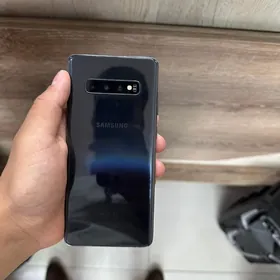 Samsung S10+