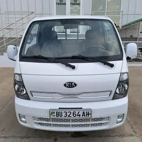 Kia Bongo 2015