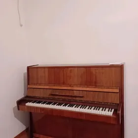 Pianino