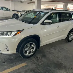 Toyota Highlander 2019