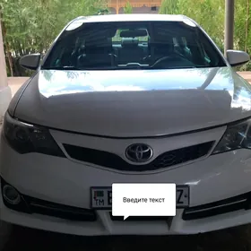 Toyota Camry 2012