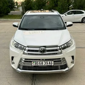 Toyota Highlander 2018