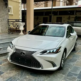 Lexus ES 350 2019