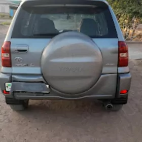 Toyota RAV4 2005