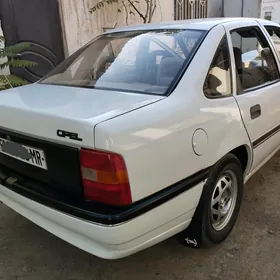 Opel Vectra 1990