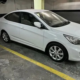 Hyundai Accent 2018