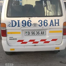 Toyota Hiace 1998