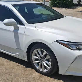 Toyota Avalon 2019