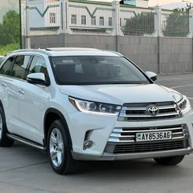 Toyota Highlander 2017