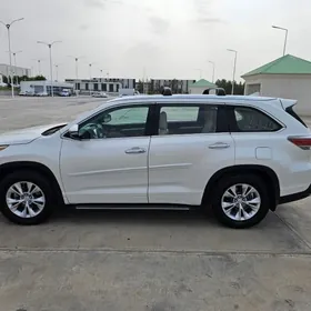 Toyota Highlander 2016