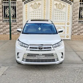 Toyota Highlander 2019