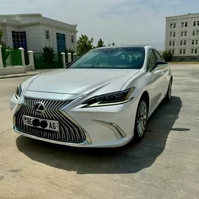 Lexus ES 350 2019