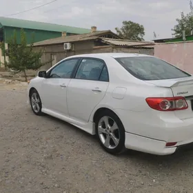 Toyota Corolla 2013