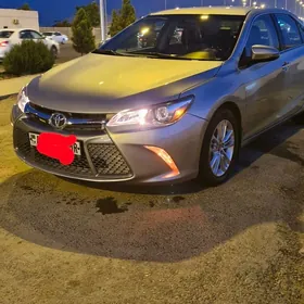 Toyota Camry 2016