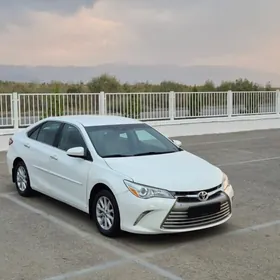 Toyota Camry 2016