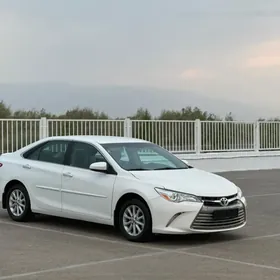 Toyota Camry 2016