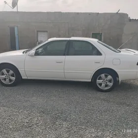 Toyota Camry 1998