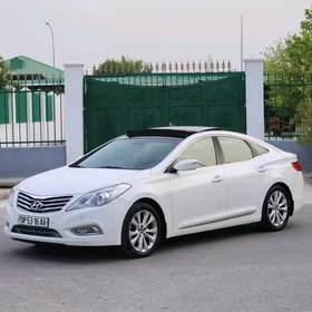 Hyundai Grandeur 2012