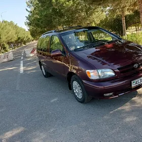 Toyota Sienna 2000