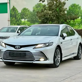 Toyota Camry 2024