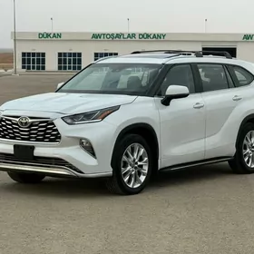 Toyota Highlander 2022