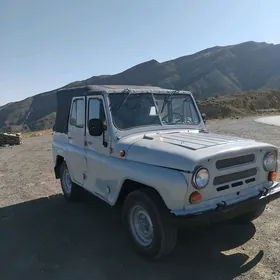 UAZ 469 1996