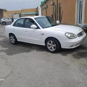 Daewoo Nubira 1999