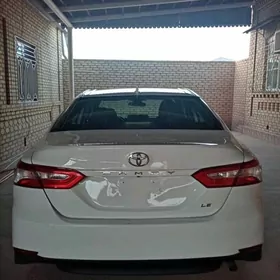 Toyota Camry 2020