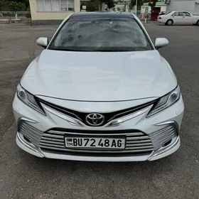 Toyota Camry 2022