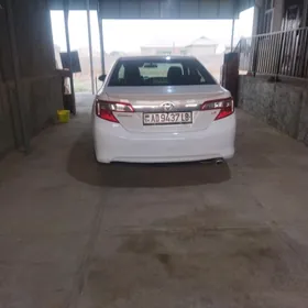 Toyota Camry 2012