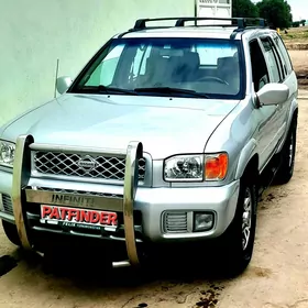 Nissan Pathfinder 2001