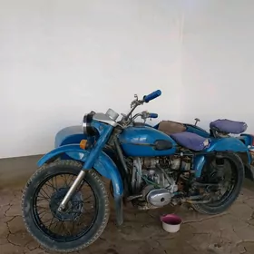 Ural 5557 1990