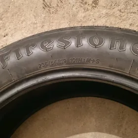 Teker 235/55R19