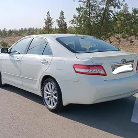 Toyota Camry 2011