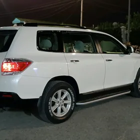 Toyota Highlander 2011