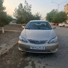 Toyota Camry 2004