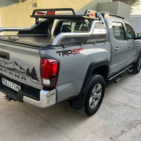 Toyota Tacoma 2018