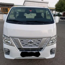 Nissan Urvan 2018